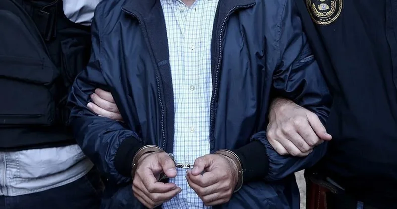 İzmir de uyuşturucu operasyonu! Atik ile baskın yapıldı