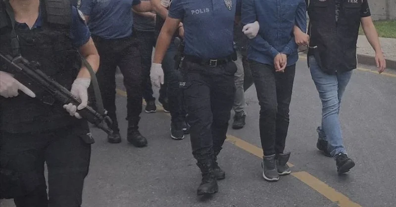 MİT ve Emniyet ten ortak operasyon: 7 kişi suçüstü yakalandı Sözcü Gazetesi