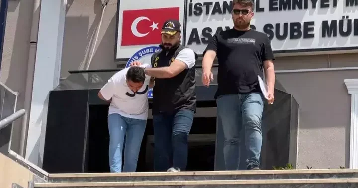 Bayrampaşa da 81 yaşındaki kadını oğlu olduğuna ikna ederek 400 bin lira dolandırdı