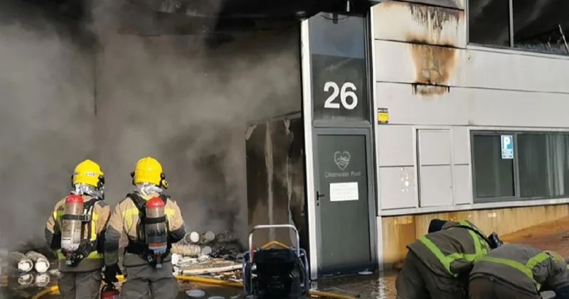 Zehirli gaz alarmı! Bölgede yaşayanlara dışarı çıkmayın uyarısı yapıldı