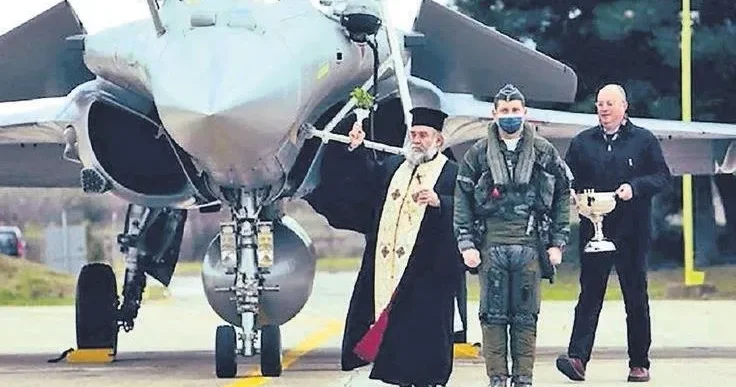MEVLÜT TEZEL Şimdi Yunanistan düşünsün!
