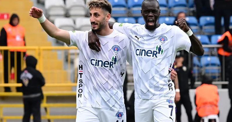 İstanbul derbisinde 3 puanı Kasımpaşa aldı