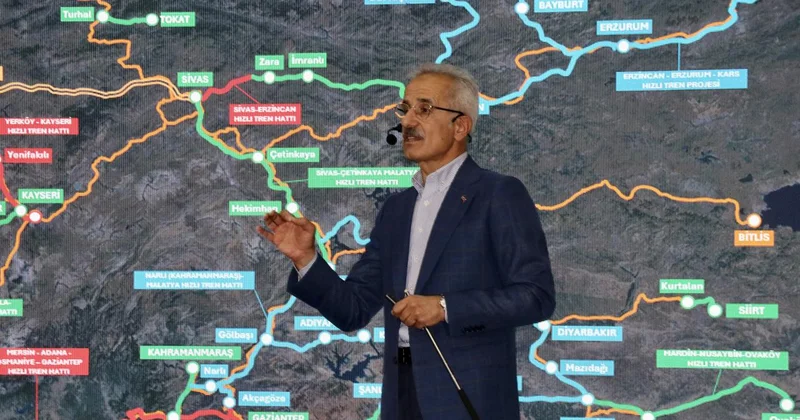 Bakan Uraloğlu: Türkiye siber saldırılara karşı rol modeli