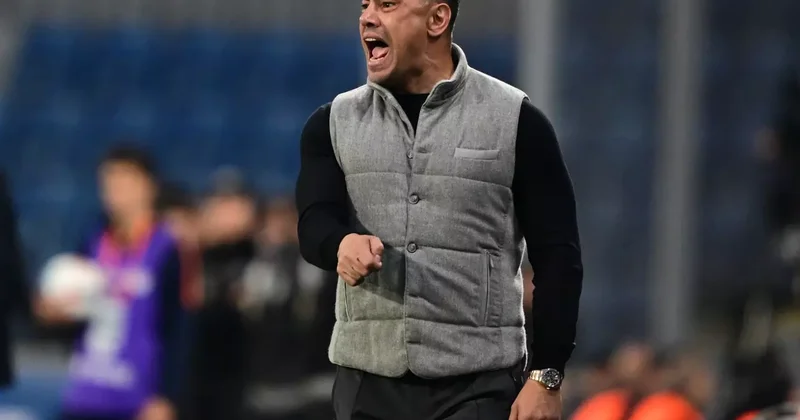 Çağdaş Atan dan hakeme tepki! Kırmızı kart görmesi gerekiyordu