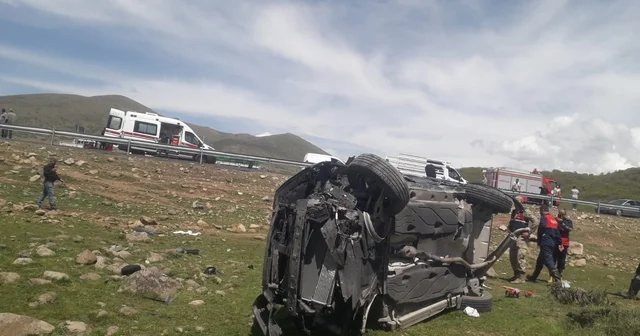 Elazığ da devrilen otomobildeki 3 kişi yaralandı Elazığ Haberleri