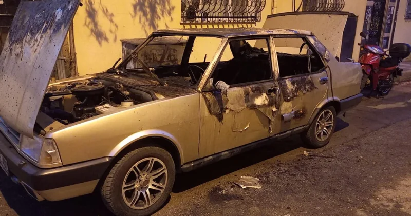 Manisa da maskeli dehşet: 13 araca kundaklama ve saldırı!