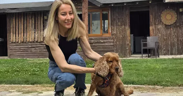 3 aydır kayıp olan köpeğini ağaca bağlı halde buldu