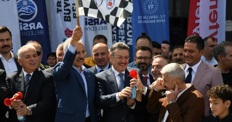Bakan Uraloğlu, Trabzon da bisiklet yarışlarının startını verdi