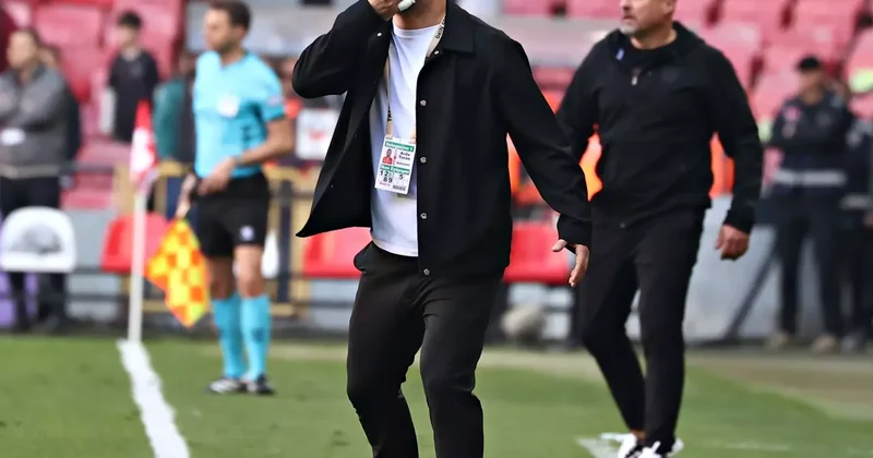 Yeni takımı açıklanmıştı! Arda Turan dan geleceği hakkında flaş açıklama