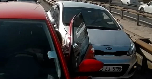 İstanbul da olan trafik kazasında sürücünün rahatlığı ‘pes’ dedirtti VİDEO İZLE