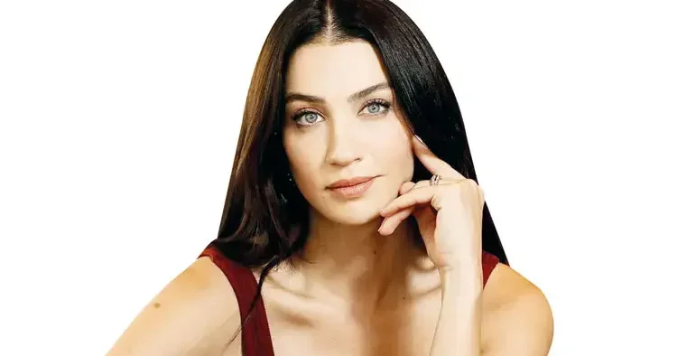 Ceren Benderlioğlu ndan bayram pozu