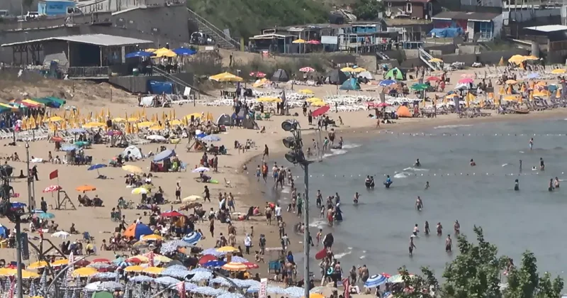 İstanbul da kalanlar Şile deki plajları tercih etti