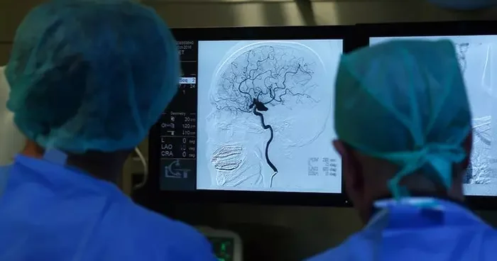 Robotik rehabilitasyon umutları ayağa kaldırıyor