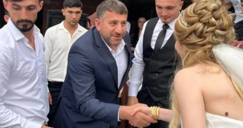 AKP li Belediye vergilerle altın alıp takı taktı