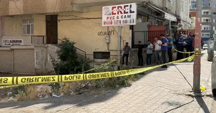 Maaşını alamayınca eski patronunu silahla vurup öldürdü