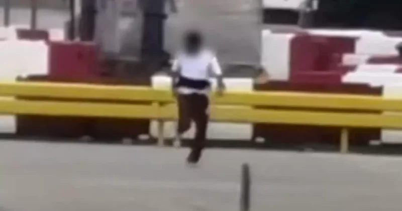 Uçak pistinde polisten kurtulmayı başardı ama sınır dışı edilmekten kurtulamadı