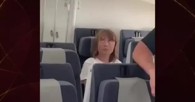 Greta Thunberg İsrail den sınırdışı edildi! İşte ilk görüntüleri...