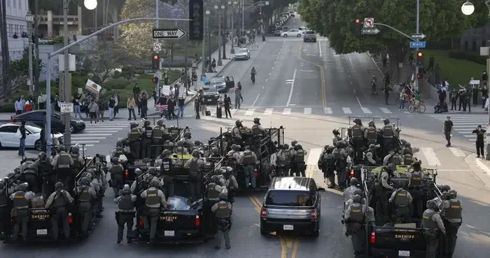 Trump, Los Angeles protestoları nedeniyle İsyan Yasası’nı devreye alabilir