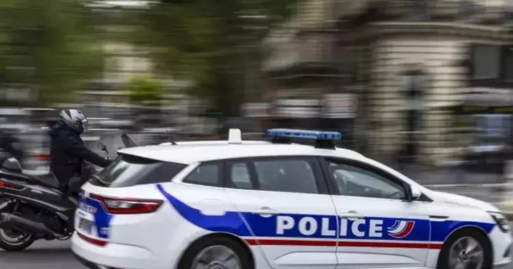 Fransa da okulda bıçaklı saldırı! Macron dan ilk açıklama