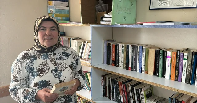 İlçenin ilk kadın muhtarı, mahallesine kütüphane kazandırdı Muğla Haberleri