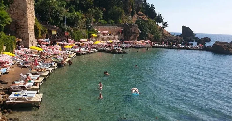Tarihi plaja giriş için 1000 lira isteniyordu: Tepki gelince fiyatı indirdiler Sözcü Gazetesi