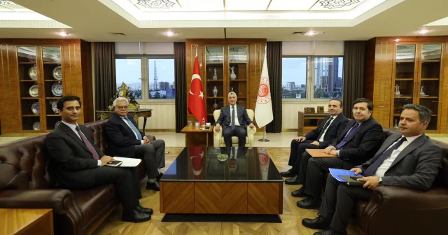 Bakan Bolat Pakistan ın Ankara Büyükelçisi Cüneyd ile görüştü Gündem Haberleri