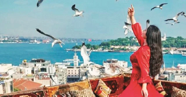Damdaki turist: İstanbul daki fotoğrafçı, drone ekibi ve mobilyacı onları bekliyor Ekonomi Haberleri
