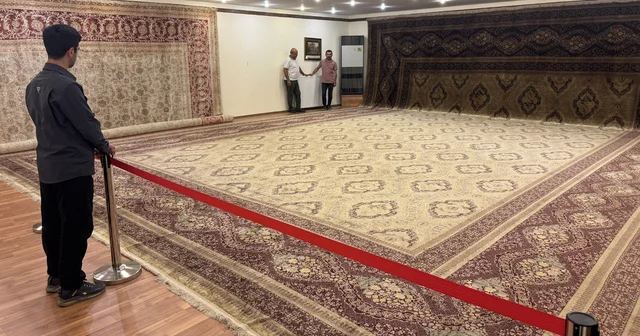 Nevşehir de 102 metrekarelik ipek halı ilgi görüyor Nevşehir Haberleri