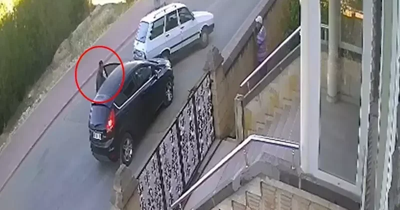 Aracıyla önünü kestiği otomobilin sürücüsünü darbetti; olay kamerada