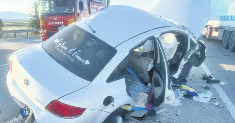 Balayı dönüşü feci kaza: Üsteğmen öldü eşi ağır yaralı