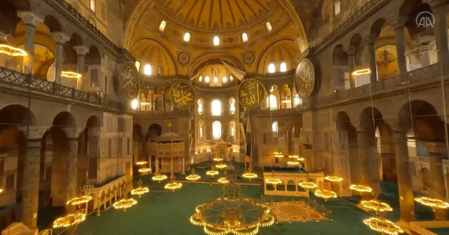 Gençler Ayasofya öyle bir açılacak ki... VİDEO İZLE