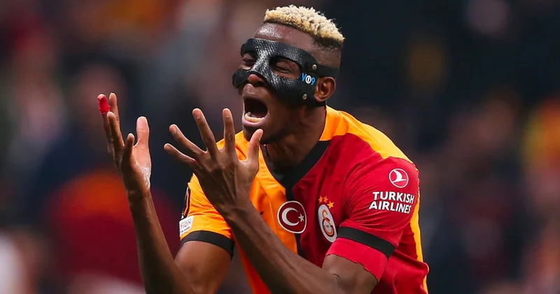 Osimhen gece yarısı paylaştı: Galatasaraylılar ayağa kalktı