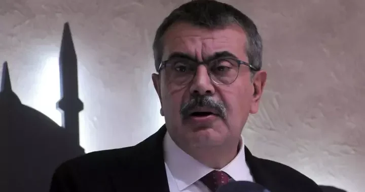 Bakan Tekin: 4+4+4 sistemi bizim de gündemimizde