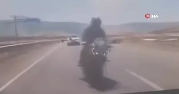 Hatalı sollama hayatına mal oldu: Vince çarpan motosiklet sürücüsü böyle öldü