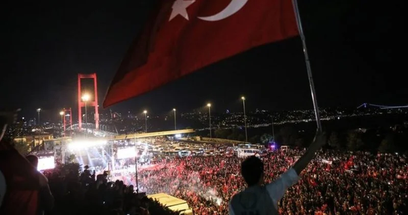 15 Temmuz resmi tatil mi?15 Temmuz hangi güne denk geliyor, kamu ve özel sektör tatil mi, hangi kurumlar kapalı olacak?