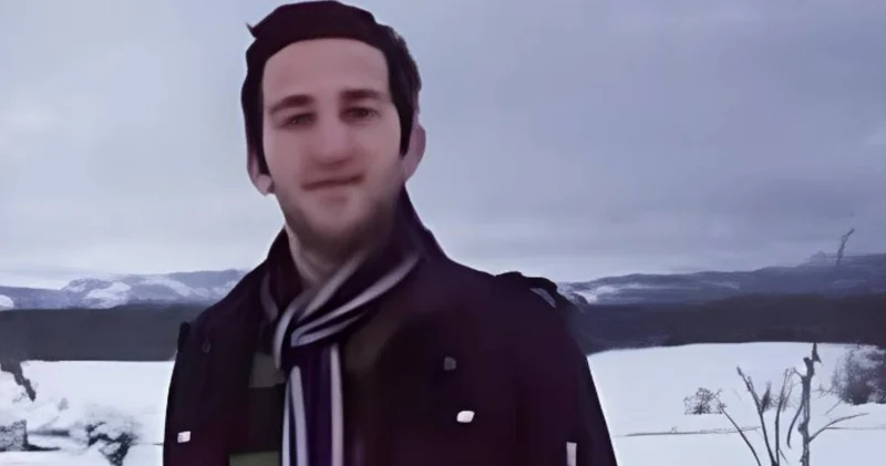 Kulağından sokan arı sonu oldu