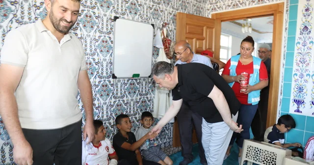 Çubuk ta Kur an kursu öğrencilerine dondurma ikram edildi Ankara Haberleri