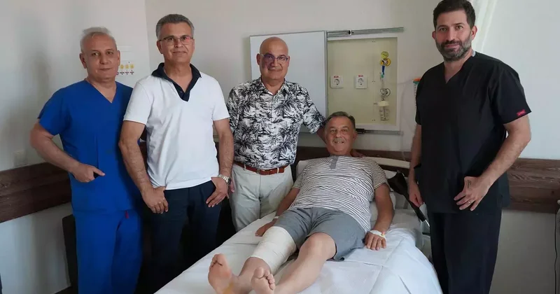 35 yıllık şikayeti 35 dakikada robotik ameliyatla sona erdi