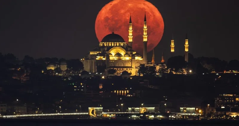 18.6 yılda bir oluyor... Bu gece yeniden yaşanacak!