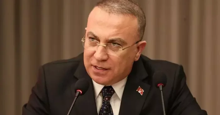 Önce AK Parti şimdi de MHP... Çok önemli haberler alacağız diyerek tarih verdi! Dananın kuyruğu kopacak