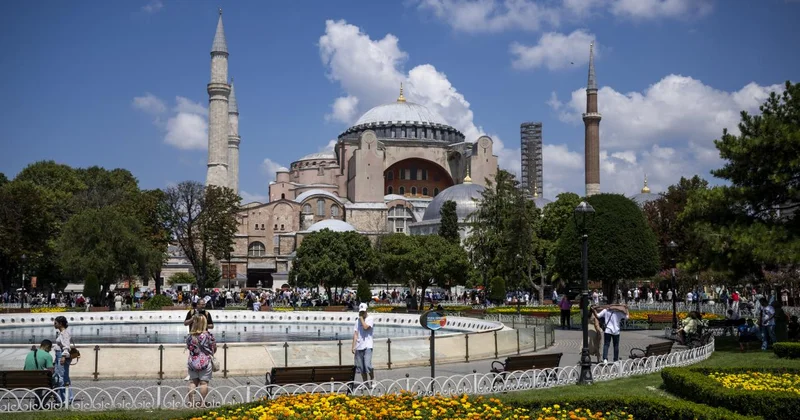 Ayasofya nın ibadete açılmasının üzerinden 5 yıl geçti