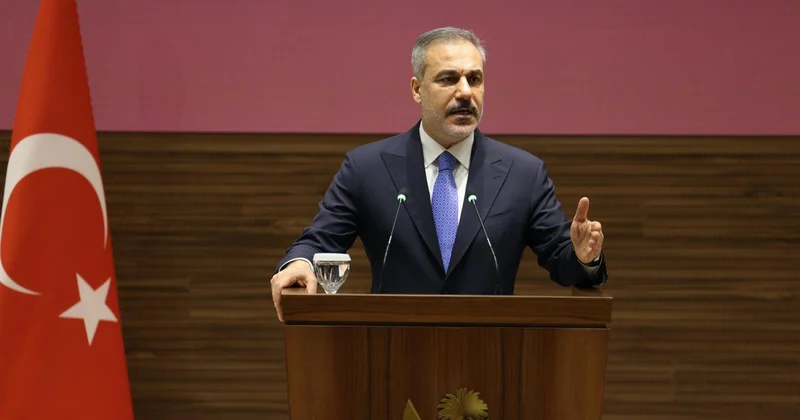 Bakan Fidan, İletişim Başkanı Duran’ı tebrik etti