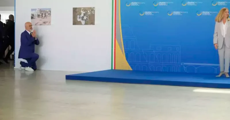 Edi Rama Meloni yi görünce dayanamadı, yine yere kapandı Sözcü Gazetesi