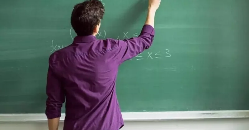 Liseler 4 yıldan 2 yıla mı düşecek? Zorunlu eğitim kalkıyor mu?
