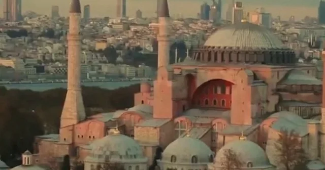 AK Parti den duygulandıran Ayasofya i Kebir Cami i Şerifi paylaşımı VİDEO İZLE