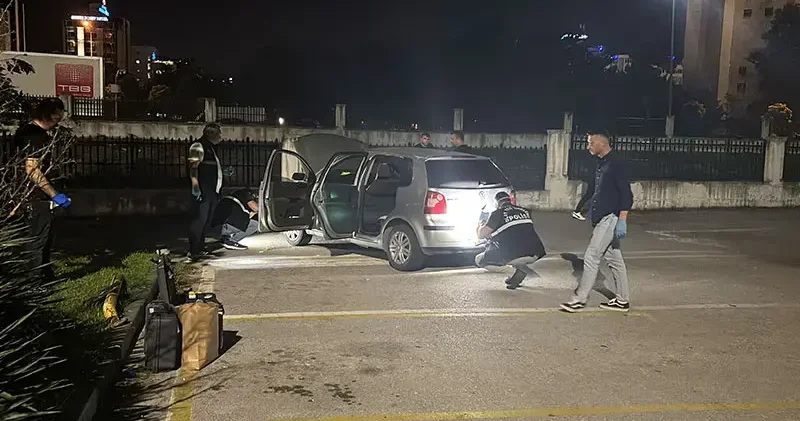 Tartıştığı kişiyi iki kez otomobille üzerinden geçerek öldürdü; 4 gözaltı