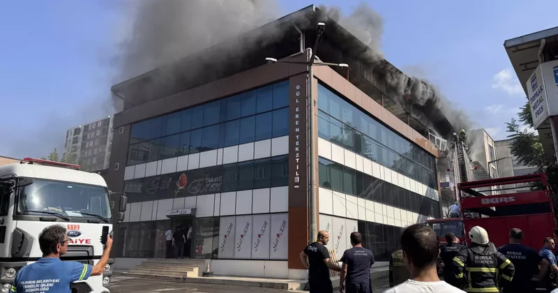 Bursa da mağaza yangını