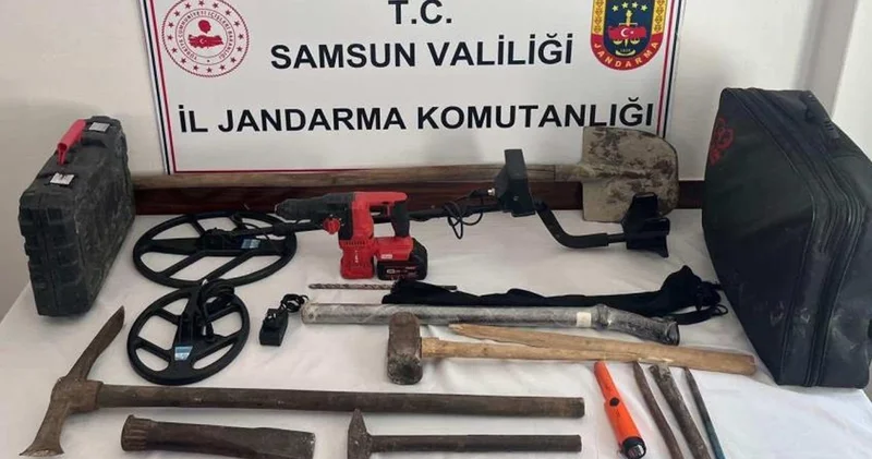 Kaçak kazı yaparken suçüstü yakalandılar
