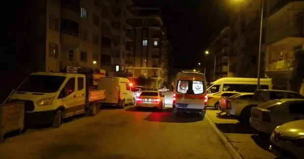 Malatya haberleri Malatya da esrarengiz ölüm: Evinde yarı çıplak halde bulundu 10 Ağustos 2025