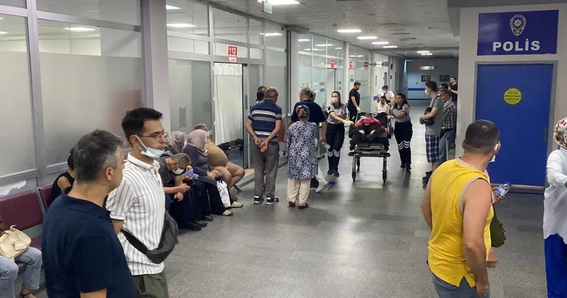 50 işçi aynı yemeği yedi: Hastanelik oldular